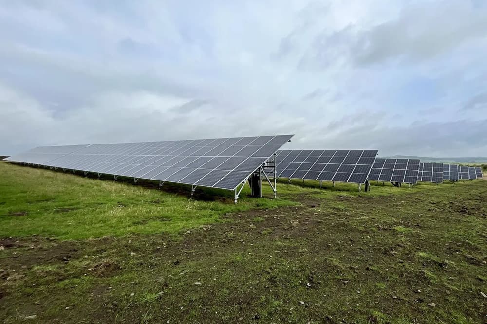 Arten von Boden-Solarmontagesystemen